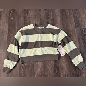 Lululemon perfectly oversized cropped crew